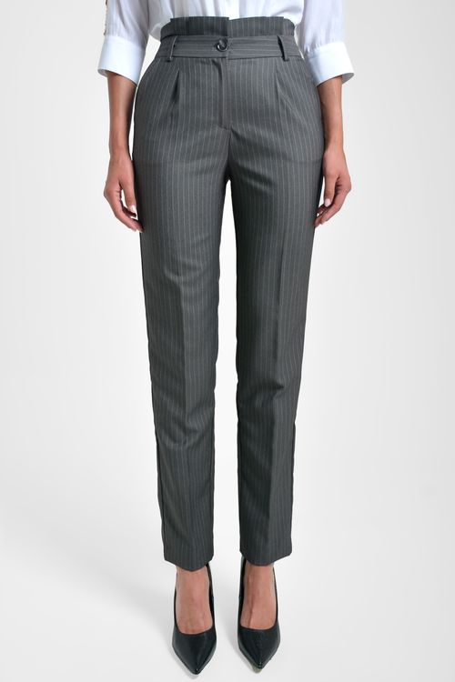 PANTALÁN MUJER CON PRENSES