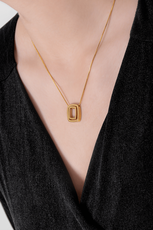 COLLAR DELGADO CON DIJE