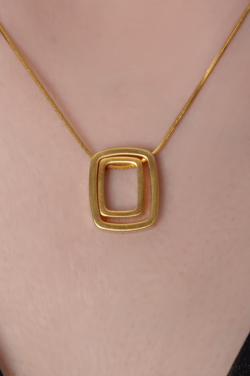 COLLAR DELGADO CON DIJE
