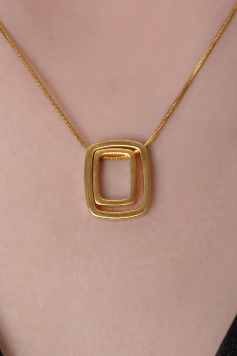 COLLAR_MUJER_XUSS_E0295-160-037_DORADO_2