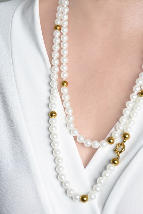 COLLAR LARGO CON PERLAS