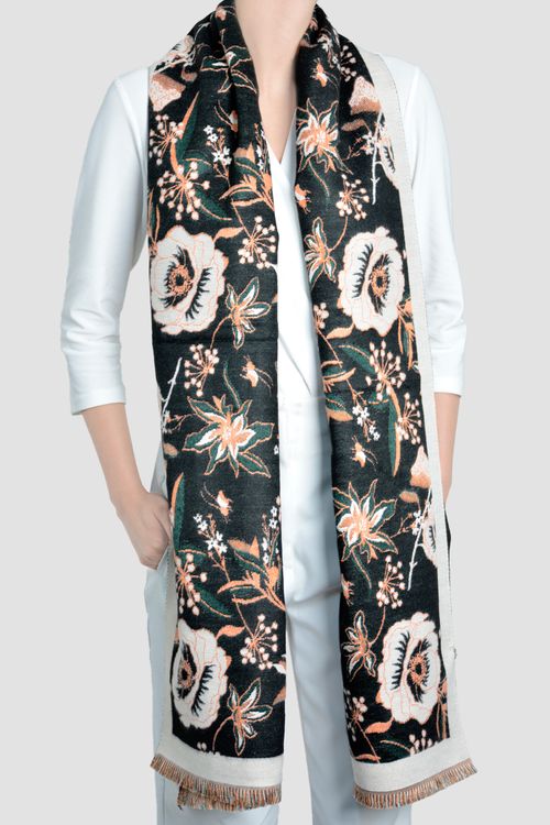 BUFANDA ESTAMPADA CON FLORES