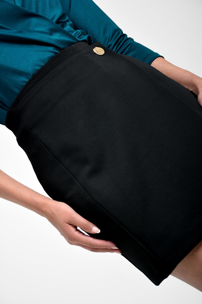 FALDA_MUJER_XUSS_FA-0026_NEGRO_4