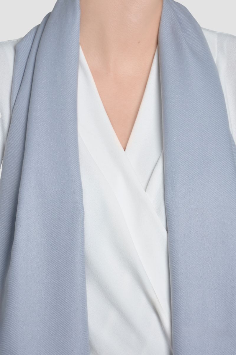 PASHMINA_MUJER_XUSS_20026HM_GRIS_2