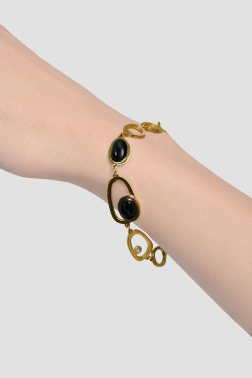 PULSERA CON DISEÑO ESLABON