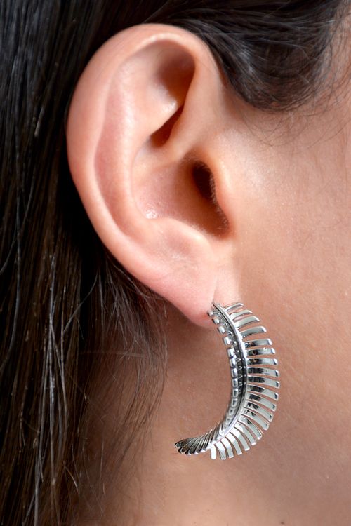 ARETES MUJER MEDIA LUNA