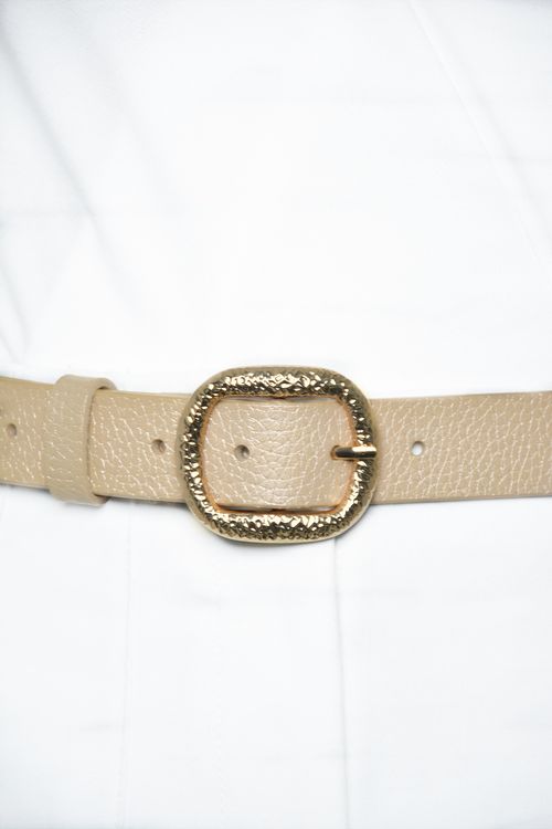 CINTURÓN EN PIEL CON TEXTURA