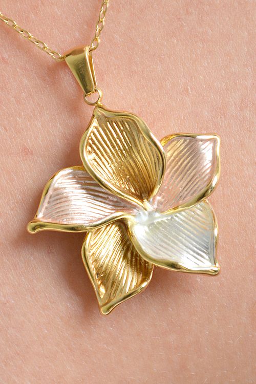 COLLAR MUJER FLOR TRICOLOR