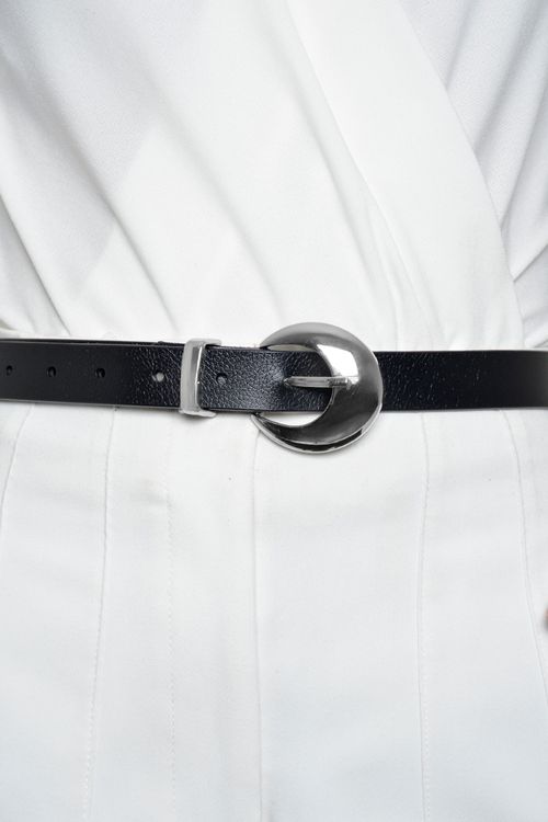 CINTURÓN DELGADO EN PIEL