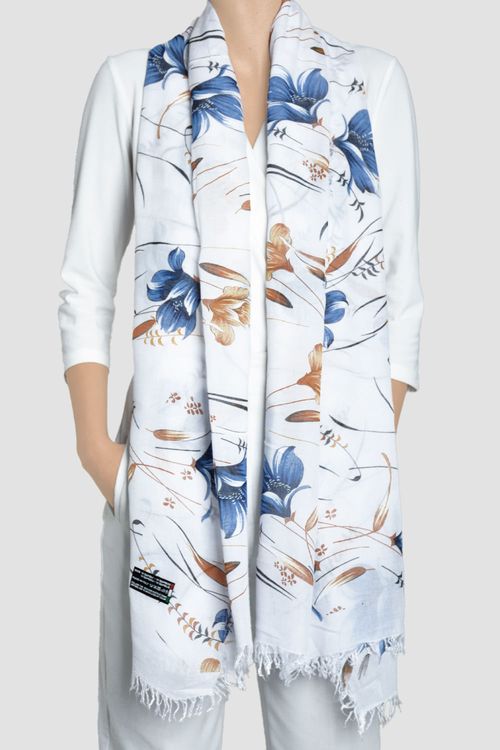 BUFANDA CON ESTAMPADO EN FLORES