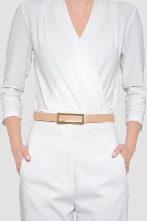 CINTURÓN DELGADO HEBILLA OVALADA